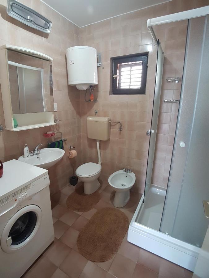 Apartments By The Sea Marina, Trogir - 14191 Exterior foto