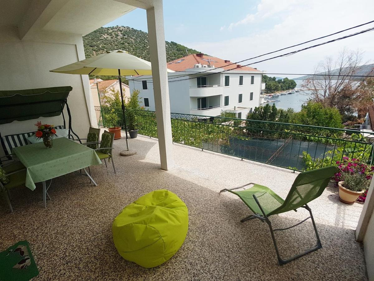 Apartments By The Sea Marina, Trogir - 14191 Exterior foto